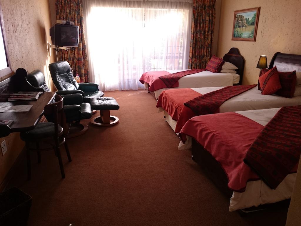Hornbill Lodge Magaliesburg Quarto foto