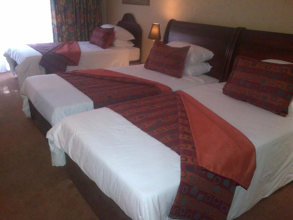 Hornbill Lodge Magaliesburg Quarto foto
