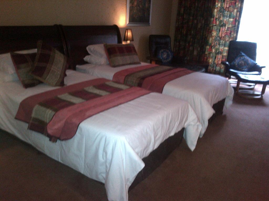 Hornbill Lodge Magaliesburg Quarto foto